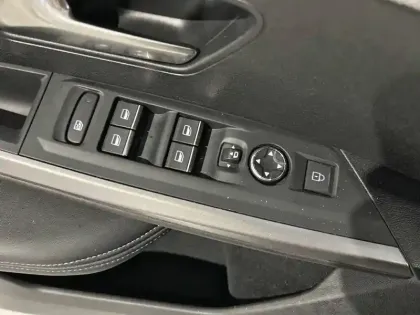 Photo 18 Peugeot 3008  Hybrid 136 e-DCS6