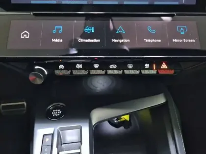 Photo 25 Peugeot 408  PHEV 225 e-EAT8