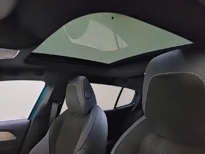 Photo 32 Peugeot 408  PHEV 225 e-EAT8