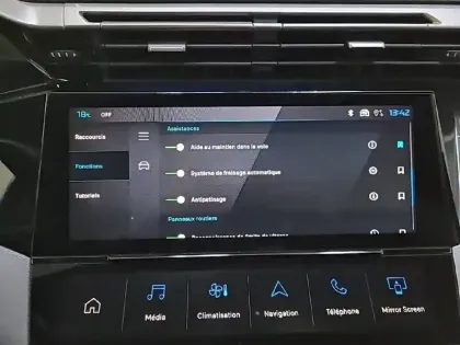 Photo 21 Peugeot 408  PHEV 225 e-EAT8