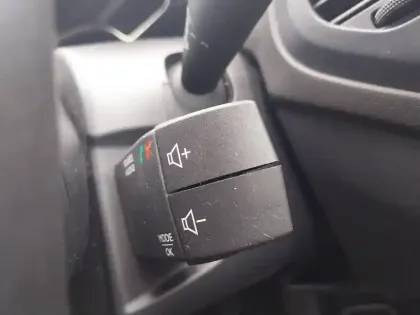 Photo 104 Renault Captur  dCi 90 EDC