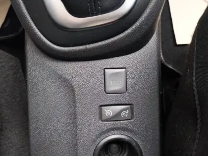 Photo 109 Renault Captur  dCi 90 EDC