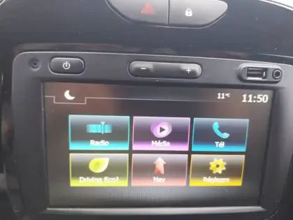 Photo 110 Renault Captur  dCi 90 EDC
