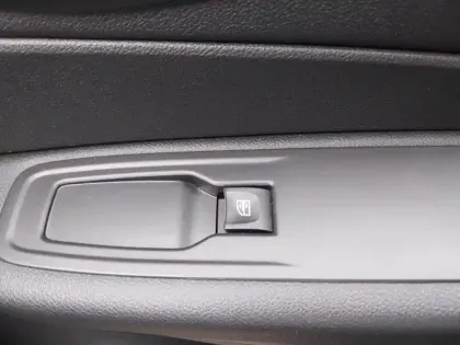 Photo 36 Renault Captur  dCi 90 EDC