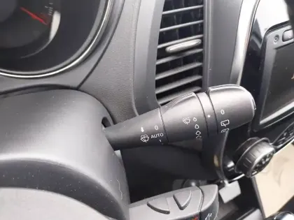 Photo 102 Renault Captur  dCi 90 EDC