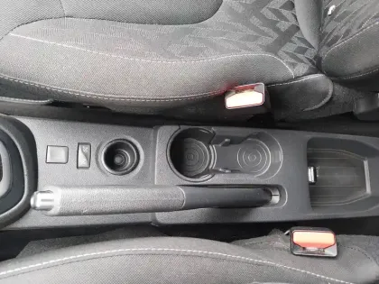 Photo 108 Renault Captur  dCi 90 EDC