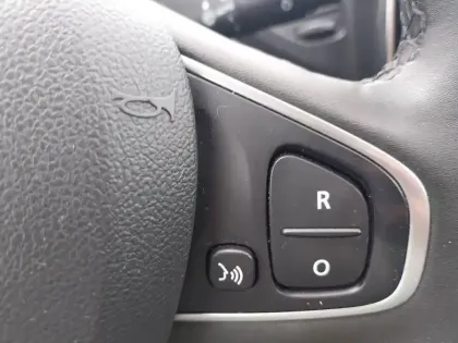 Photo 101 Renault Captur  dCi 90 EDC