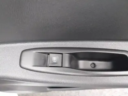 Photo 116 Renault Captur  dCi 90 EDC