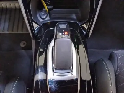 Photo 46 Peugeot 208 Gén. II Ph1 NG GT Pack 5