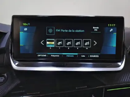 Photo 22 Peugeot 208  Electrique 50 kWh 136ch