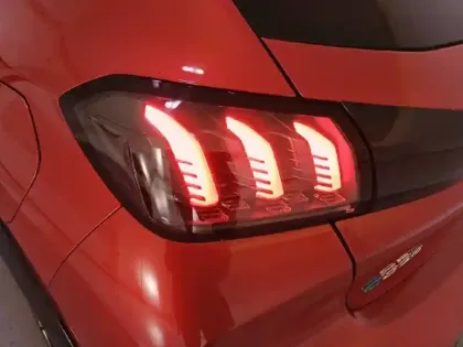 Photo 49 Peugeot 208 Gén. II Ph1 NG GT Pack 5