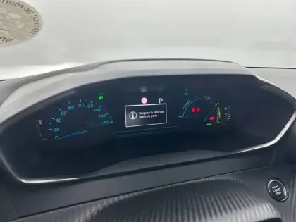Photo 9 Peugeot 208  Electrique 50 kWh 136ch
