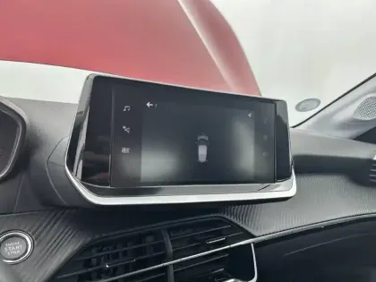 Photo 22 Peugeot 208  Electrique 50 kWh 136ch