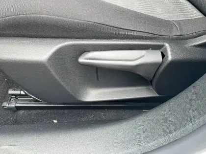 Photo 16 Opel Corsa  Electrique 136 ch & Batterie 50 kWh