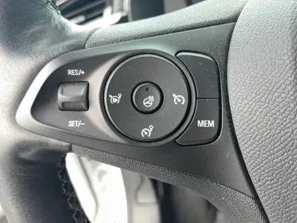 Photo 18 Opel Corsa  Electrique 136 ch & Batterie 50 kWh