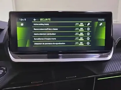 Photo 43 Peugeot 2008 Gén. II Ph1 NG GT 5