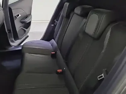 Photo 33 Peugeot 2008 Gén. II Ph1 NG GT 5