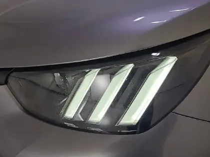 Photo 71 Peugeot 2008  PureTech 130 S&S EAT8