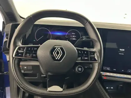 Photo 14 Renault Austral  E-Tech hybrid 200