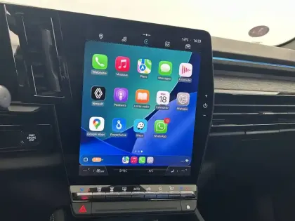 Photo 15 Renault Austral  E-Tech hybrid 200