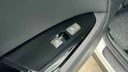 Photo 27 Kia Sportage Gén. V Ph1 Design 5