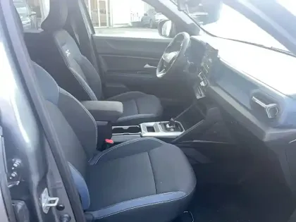 Photo 13 Dacia Duster  Hybrid 140