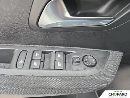 Photo 59 Peugeot 208 Gén. II Ph1 NG Style 5