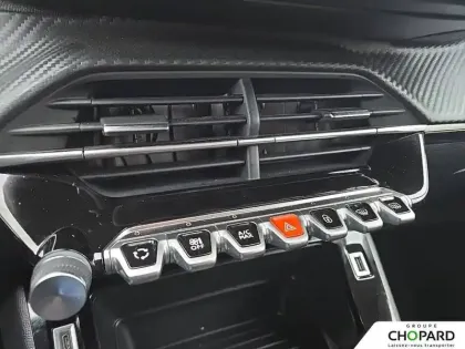 Photo 21 Peugeot 208  PureTech 75 S&S BVM5