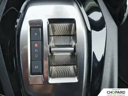 Photo 18 Peugeot 2008  PureTech 130 S&S EAT8