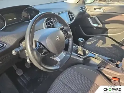 Photo 38 Peugeot 308 Gén. II Ph2 Premium Pack 5