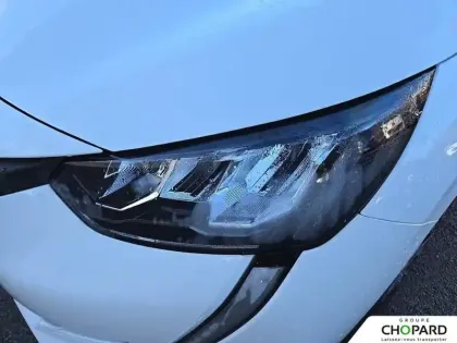 Photo 26 Peugeot 208  PureTech 75 S&S BVM5