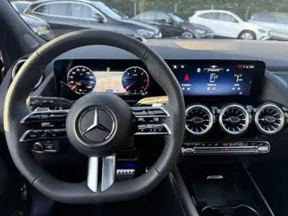 Photo 37 Mercedes GLA  200 d 8G-DCT