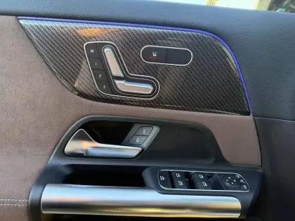 Photo 60 Mercedes GLA  200 d 8G-DCT