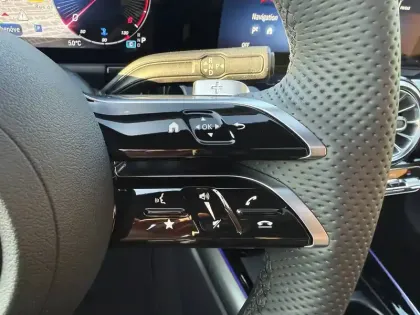 Photo 15 Mercedes GLA  200 d 8G-DCT