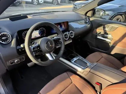 Photo 58 Mercedes GLA  200 d 8G-DCT