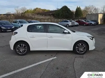 Photo 35 Peugeot 208  PureTech 75 S&S BVM5