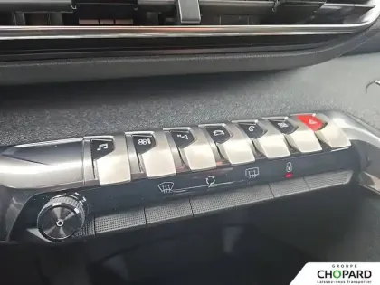 Photo 21 Peugeot 3008  Hybrid 136 e-DCS6