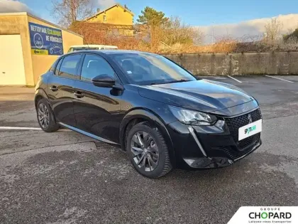 Photo 32 Peugeot 208  Electrique 50 kWh 136ch