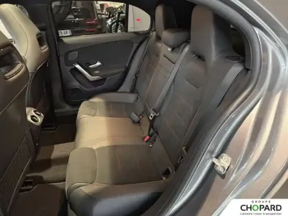 Photo 17 Mercedes Classe A  200 d 8G-DCT