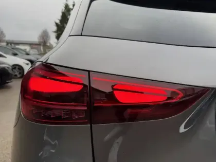 Photo 18 Mercedes GLA  200 d 8G-DCT