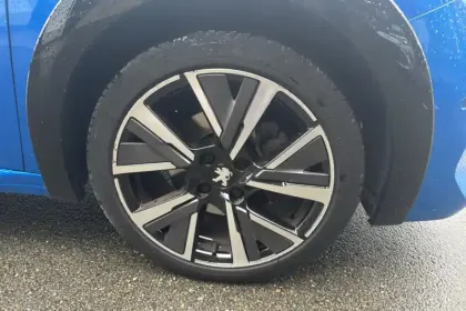 Photo 9 Peugeot 208  PureTech 130 S&S EAT8