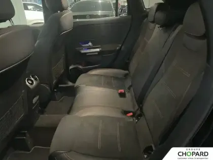 Photo 17 Mercedes GLA  200 d 8G-DCT