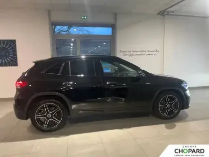 Photo 64 Mercedes GLA  200 d 8G-DCT