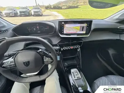 Photo 33 Peugeot 208  Hybrid 110 e-DCS6