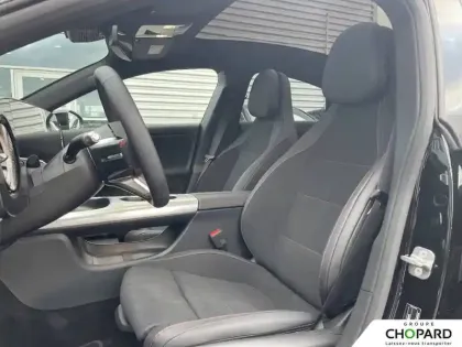 Photo 38 Mercedes CLA  200 8F-eDCT