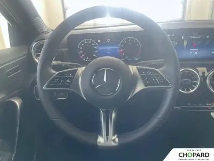 Photo 15 Mercedes Classe A  180 7G-DCT