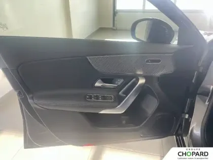 Photo 18 Mercedes Classe A  180 7G-DCT