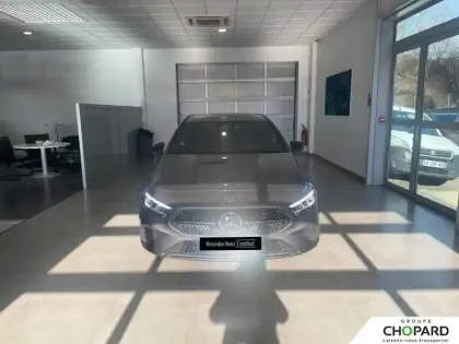 Photo 26 Mercedes Classe A  180 7G-DCT