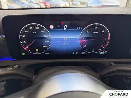 Photo 16 Mercedes Classe A  180 d 8G-DCT