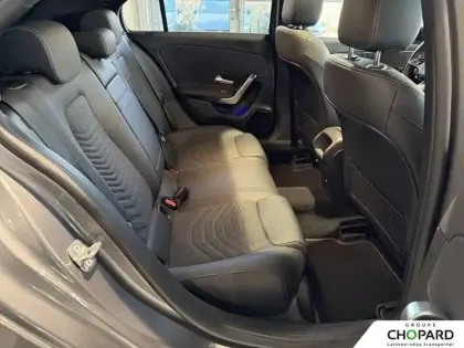 Photo 19 Mercedes Classe A  180 d 8G-DCT